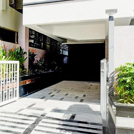 Townhouse Aarav Business Hotel ハイデラバード エクステリア 写真