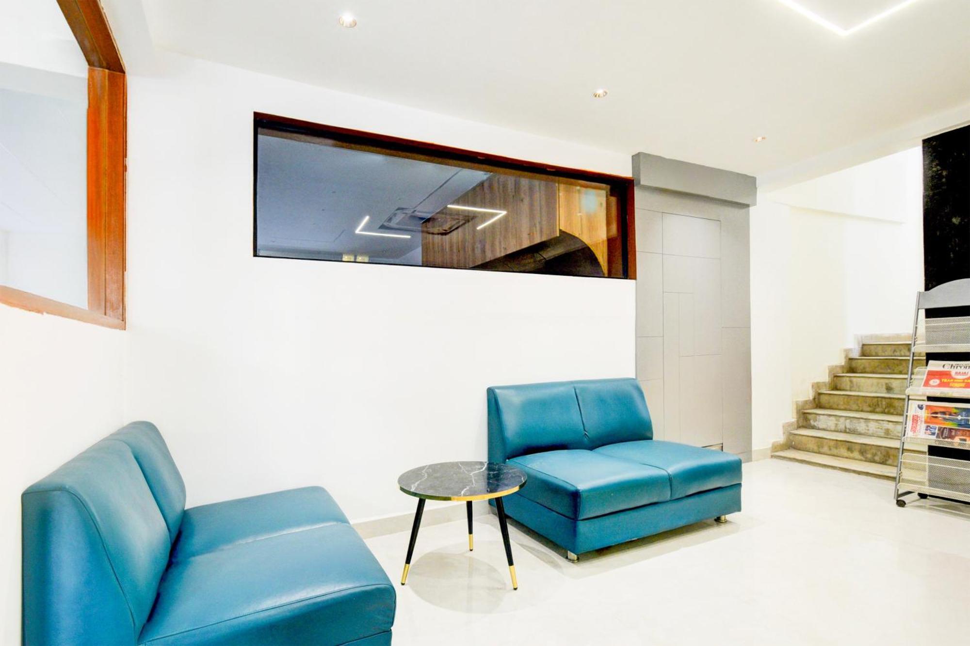 Townhouse Aarav Business Hotel ハイデラバード エクステリア 写真
